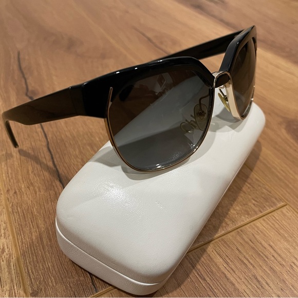 Chloe Sunglasses CE666S - Picture 3 of 7